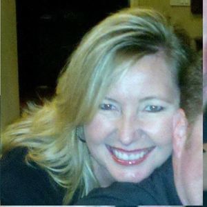 Meet your Posher, Elaine